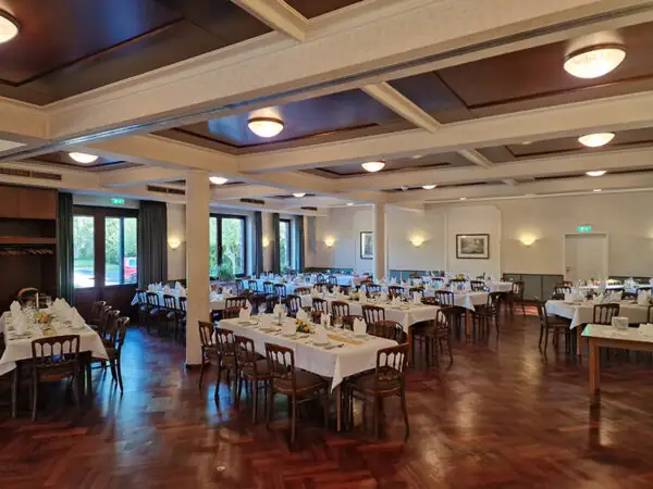 hochzeitslocation-saal-01-kompakt Hochzeits-Saal Foto 2